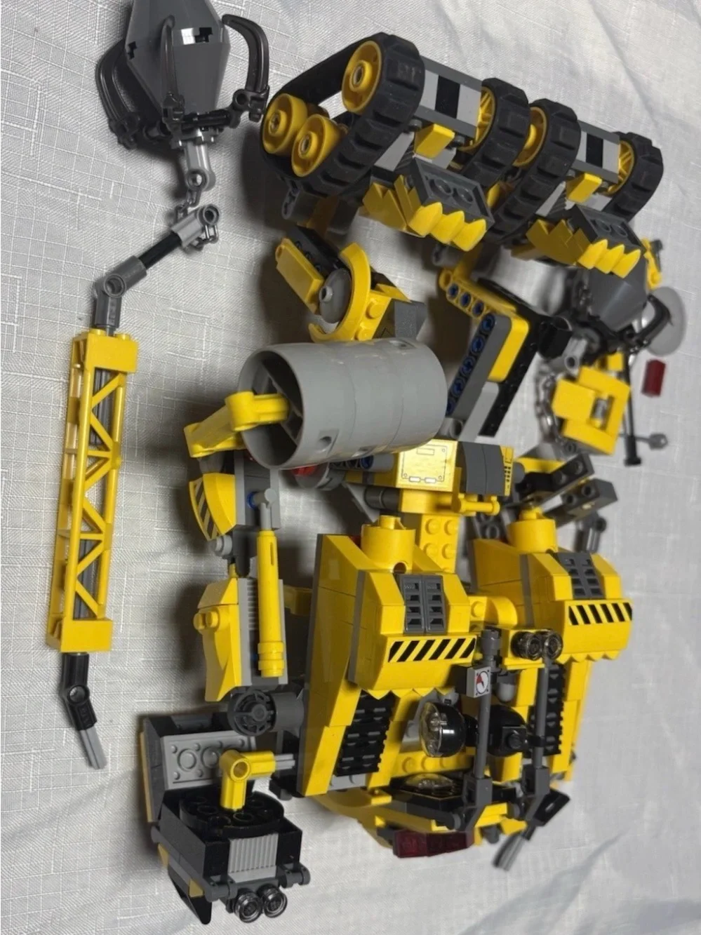 LEGO Emmet's Construct-O-Mech 70814 The LEGO Movie (Not Complete)